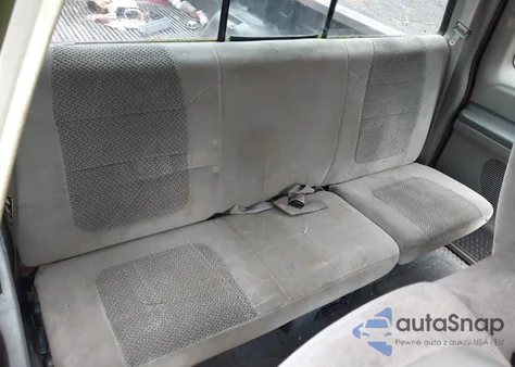 2001 Ford F-250 Lariat/Xl/Xlt z USA, uszkodzony, nr VIN 1FTNX21S21EB76274